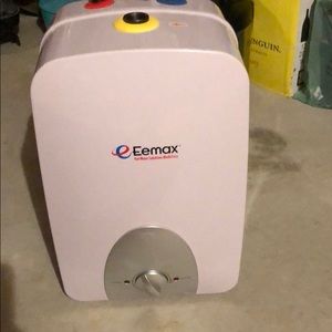Portable Hot Water Heater New Open Box Eemax